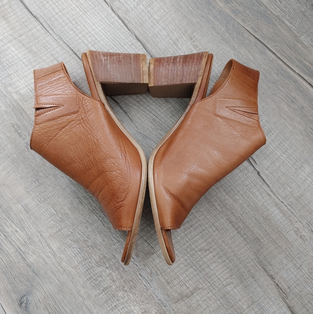 Bueno | leather mules - Picture 3 of 10